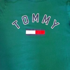 Tommy Hilfiger t-shirt, forest green in color